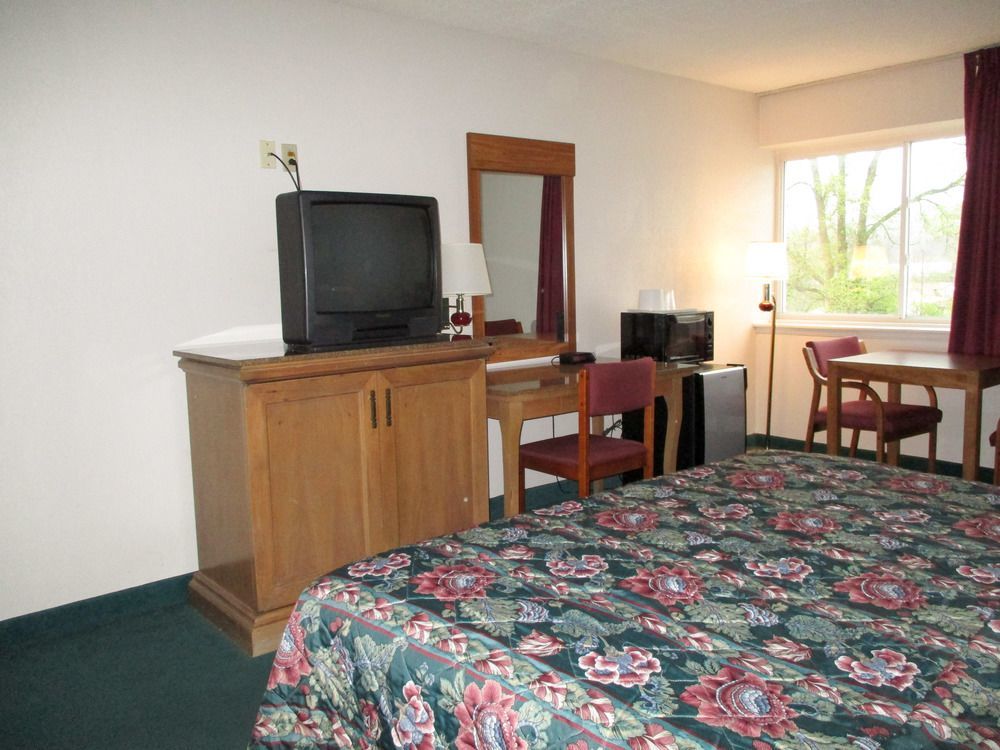 Motel 6-New Stanton, Pa Exteriér fotografie