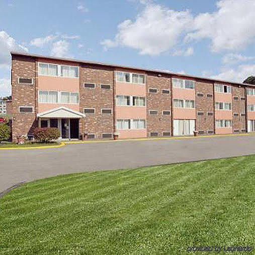 Motel 6-New Stanton, Pa Exteriér fotografie