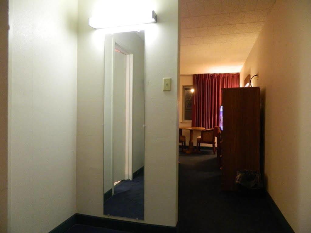 Motel 6-New Stanton, Pa Exteriér fotografie