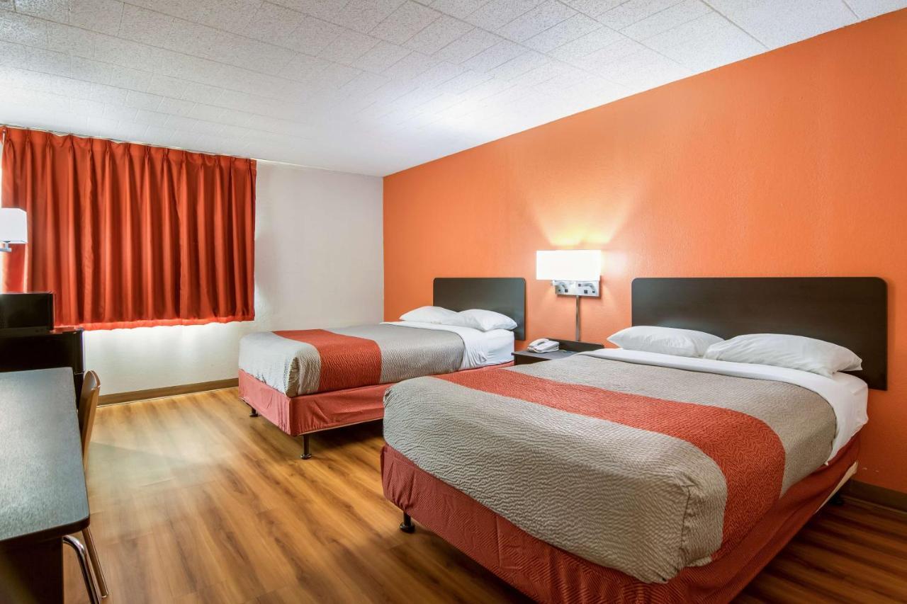 Motel 6-New Stanton, Pa Exteriér fotografie
