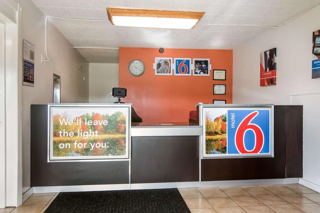 Motel 6-New Stanton, Pa Exteriér fotografie